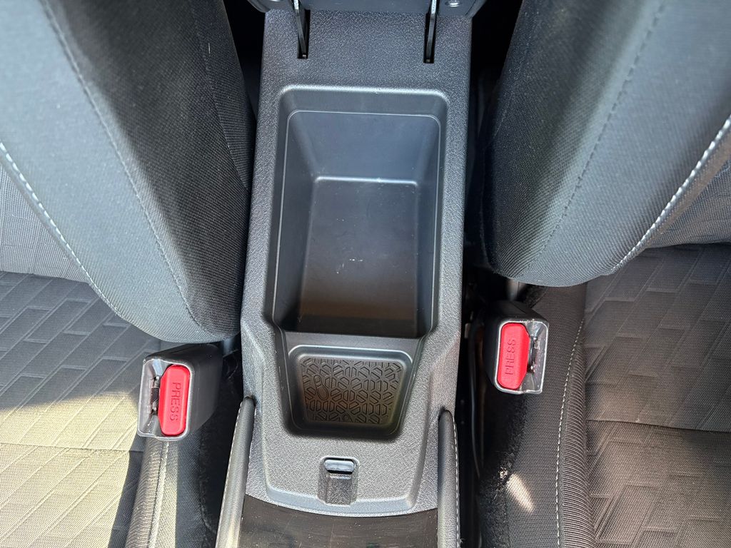 2024 Nissan Kicks SV photo 21