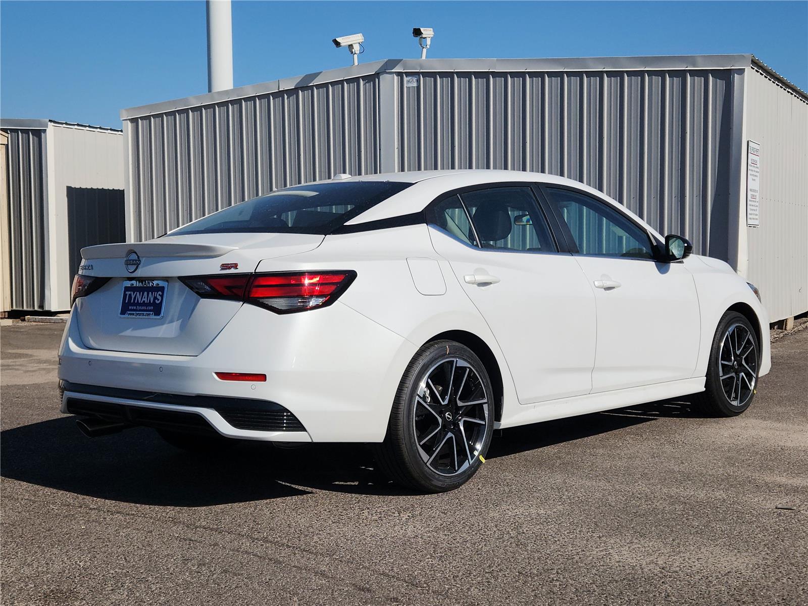 2025 Nissan Sentra SR photo 3