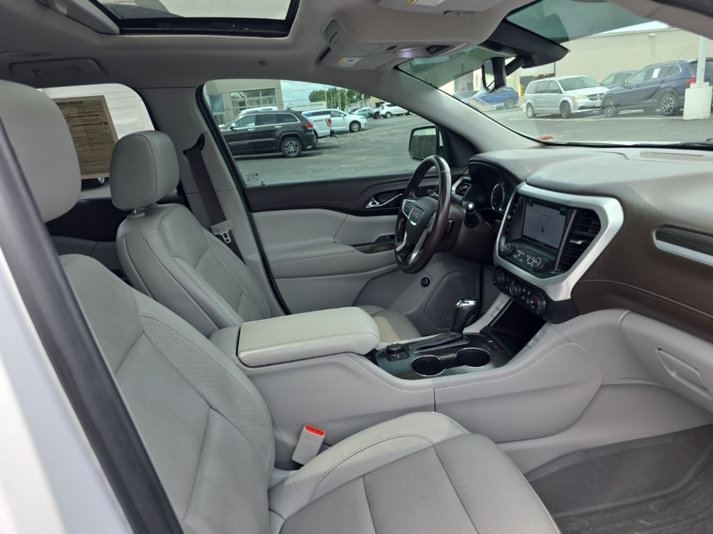 Used 2019 Summit White GMC SLT-1 image 16