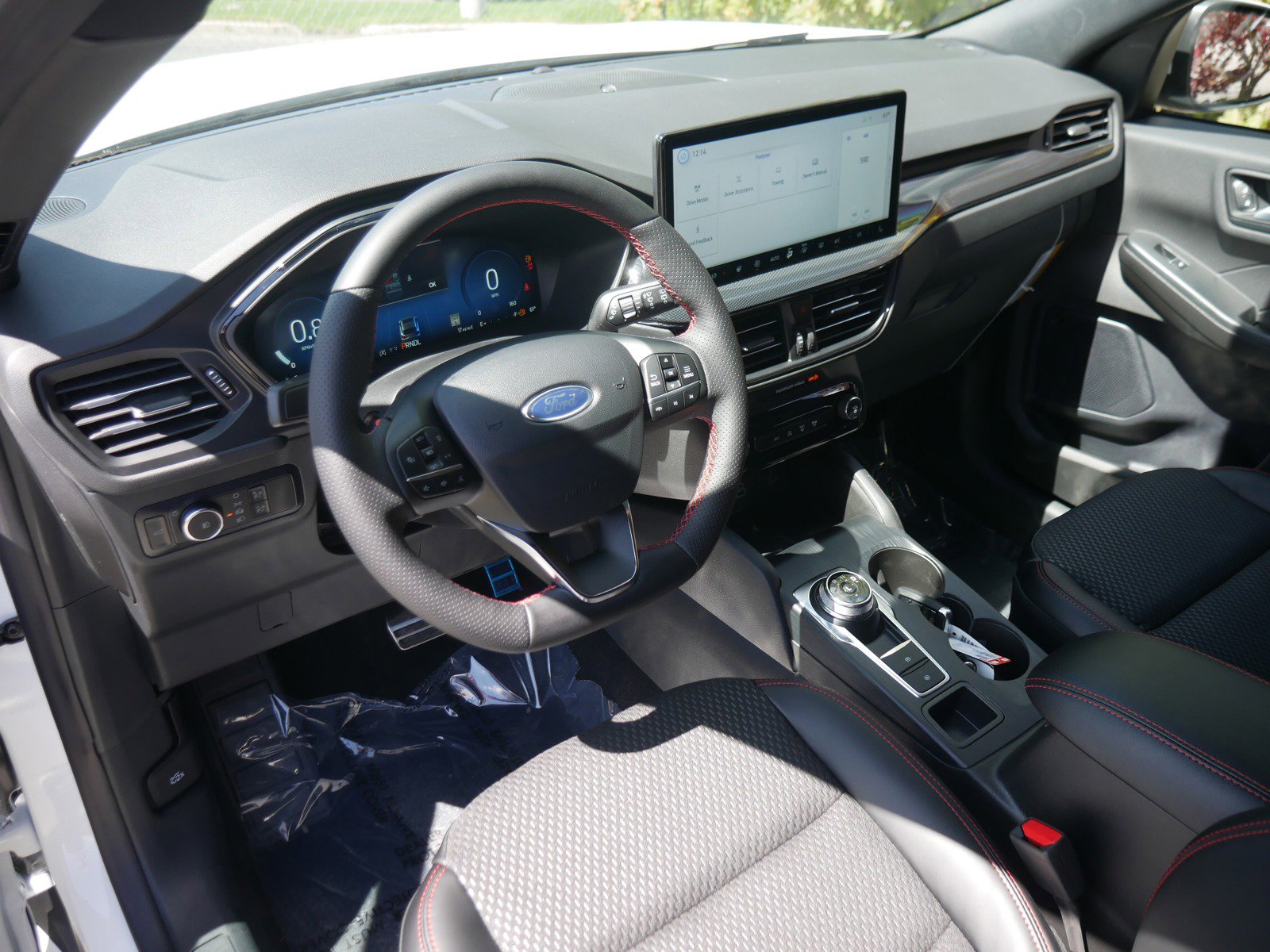 2024 Ford Escape ST-Line Select photo 4