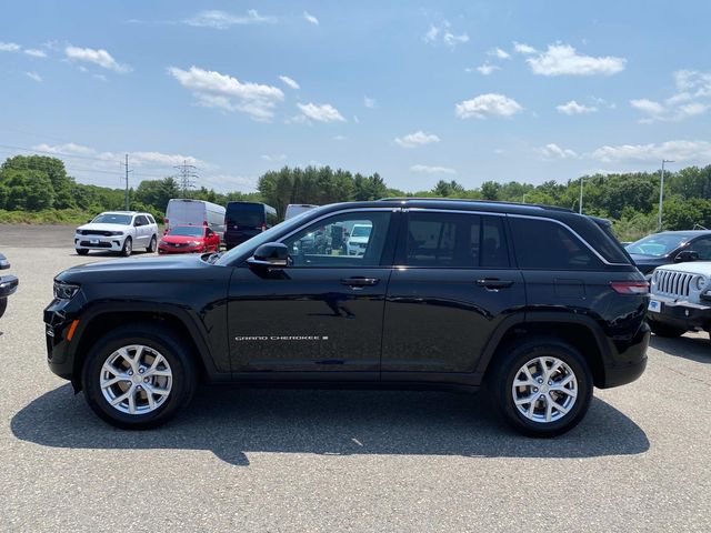 2023 Jeep Grand Cherokee Limited photo 7