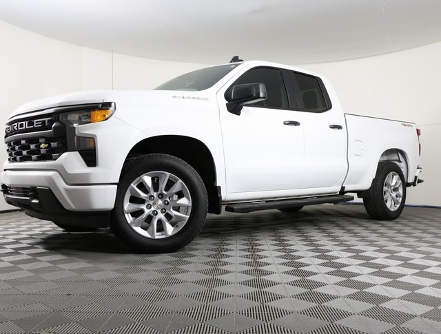 2025 Chevrolet Silverado 1500 Custom's photo