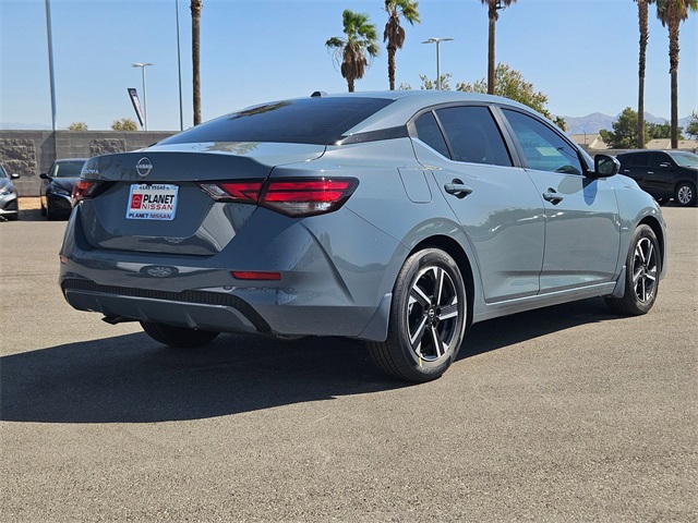 2025 Nissan Sentra SV photo 3