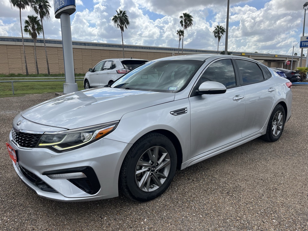 2019 Kia Optima LX photo 3
