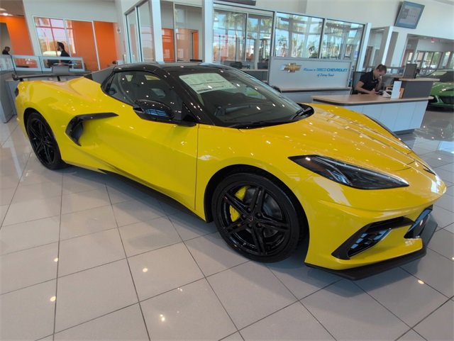 2026 Chevrolet Corvette Stingray 2LT photo 2