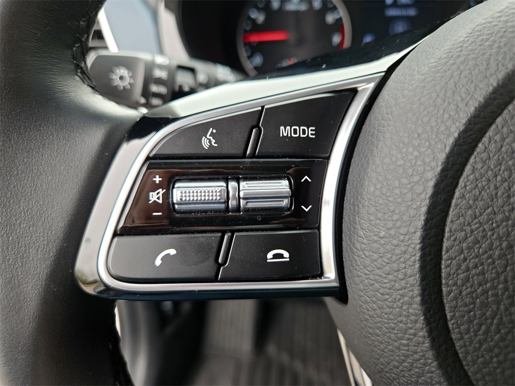 2023 Kia Seltos Nightfall Edition photo 11