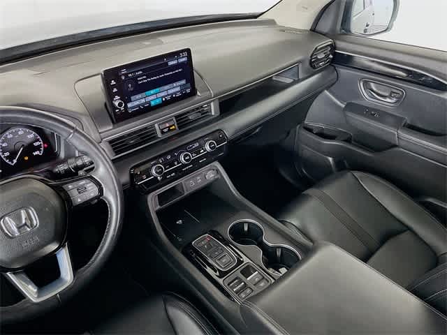 2023 Honda Pilot Touring photo 24