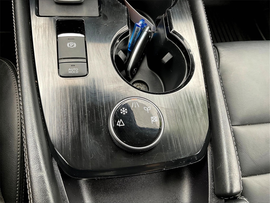 2023 Nissan Rogue SL photo 32