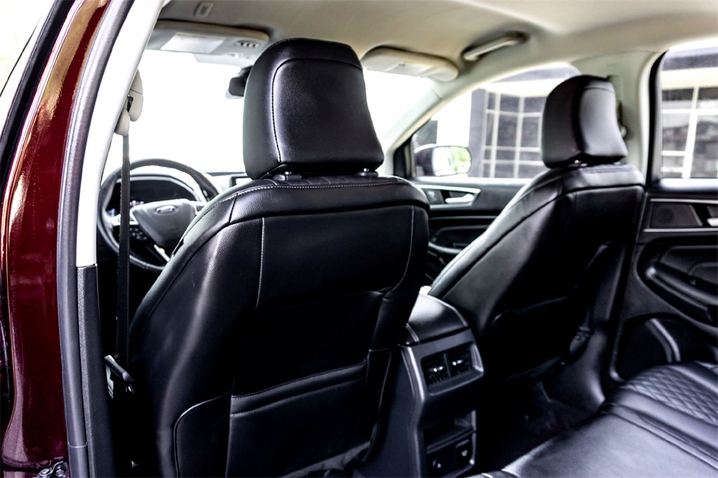 2024 Ford Edge Titanium photo 26