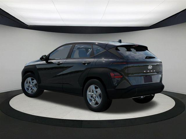 2026 Hyundai Kona SE photo 3