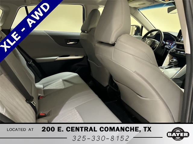 2021 Toyota Venza XLE photo 20