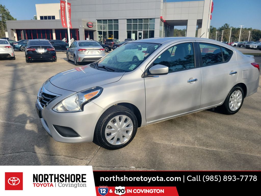 2019 Nissan Versa Sedan SV's photo