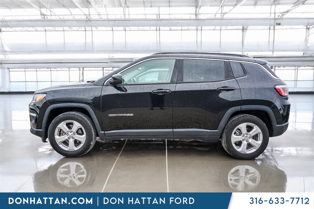 Used 2017 Jeep All-New Compass Latitude with VIN 3C4NJCBB6HT629439 for sale in Augusta, KS