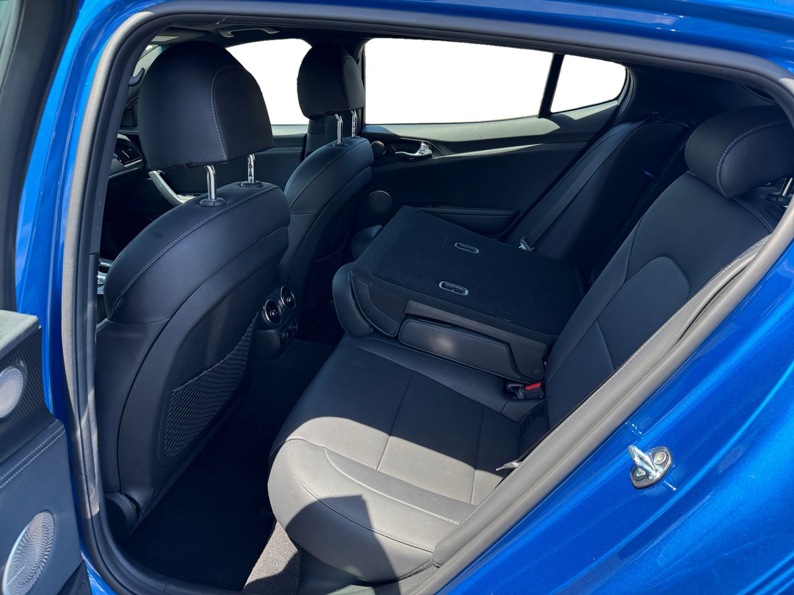 2023 Kia Stinger GT-Line photo 15