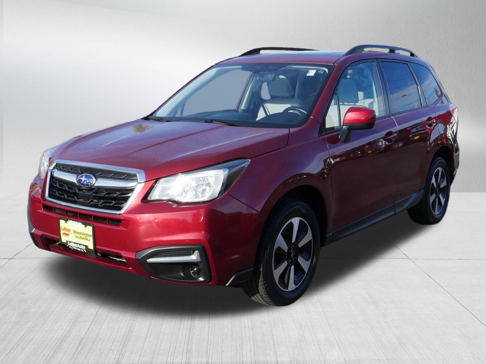 2018 Subaru Forester Premium photo 3