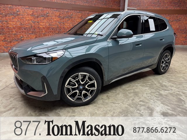 2025 BMW X1 28i's photo