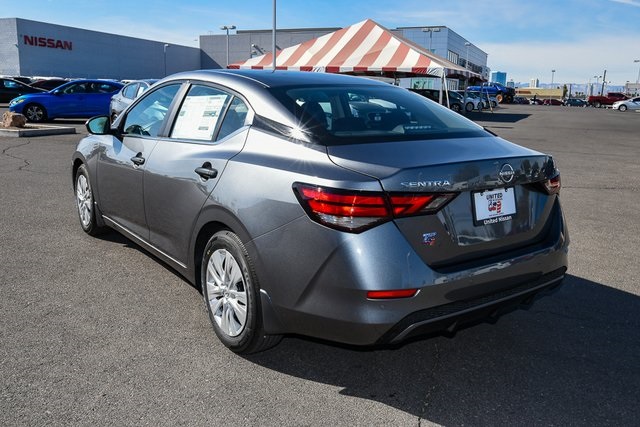 2025 Nissan Sentra S photo 3