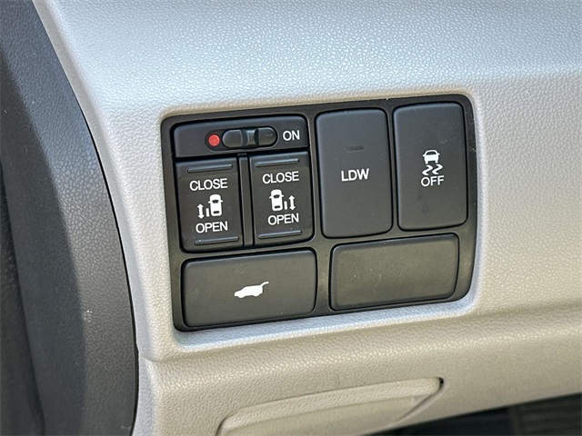 2014 Honda Odyssey EX-L photo 28