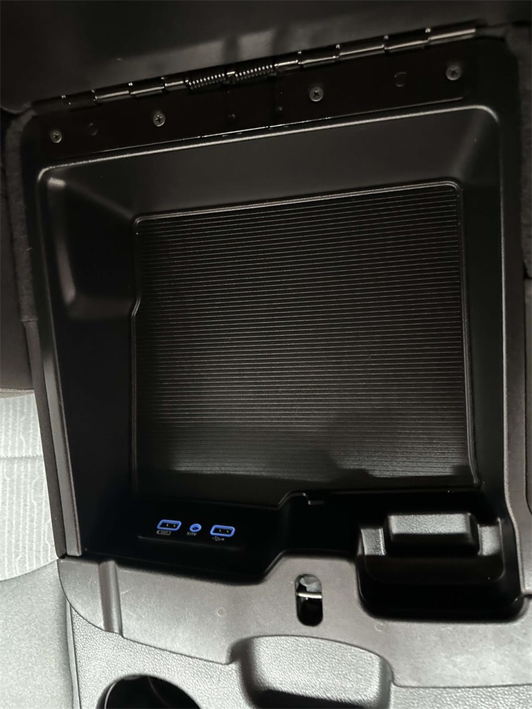 2024 Ram 1500 Classic SLT photo 16