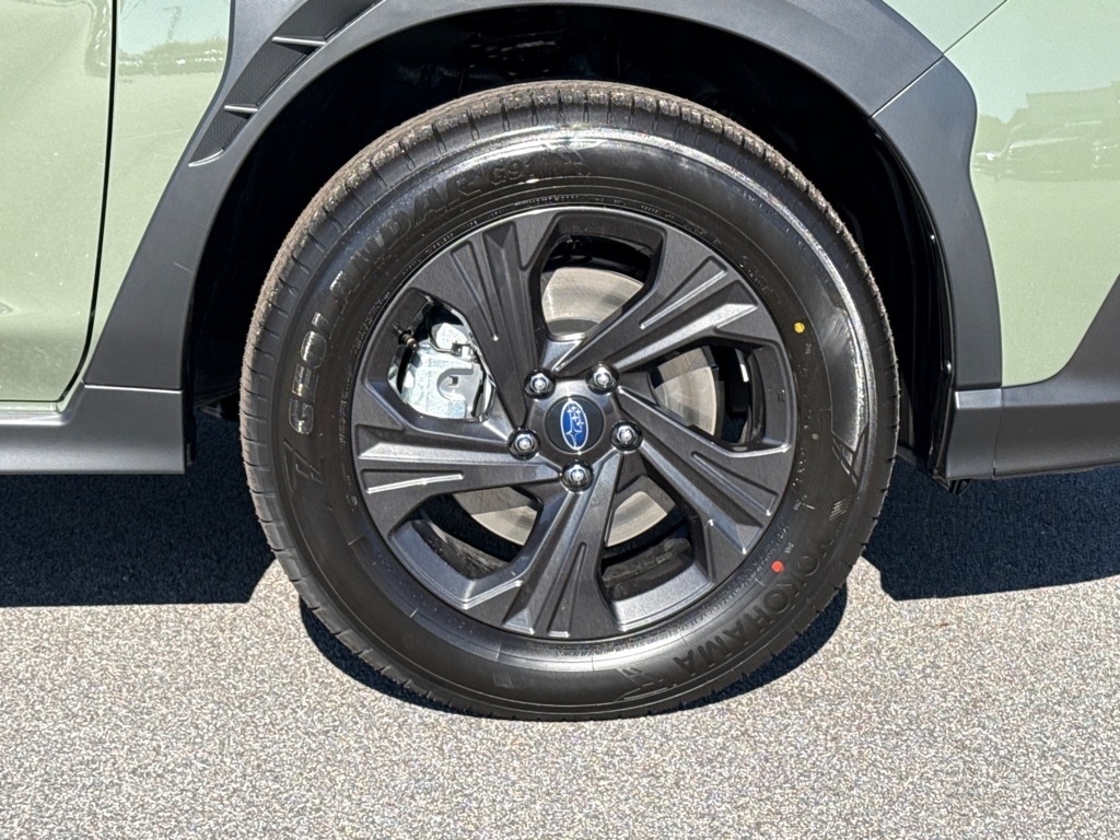 2026 Subaru Crosstrek Base photo 3