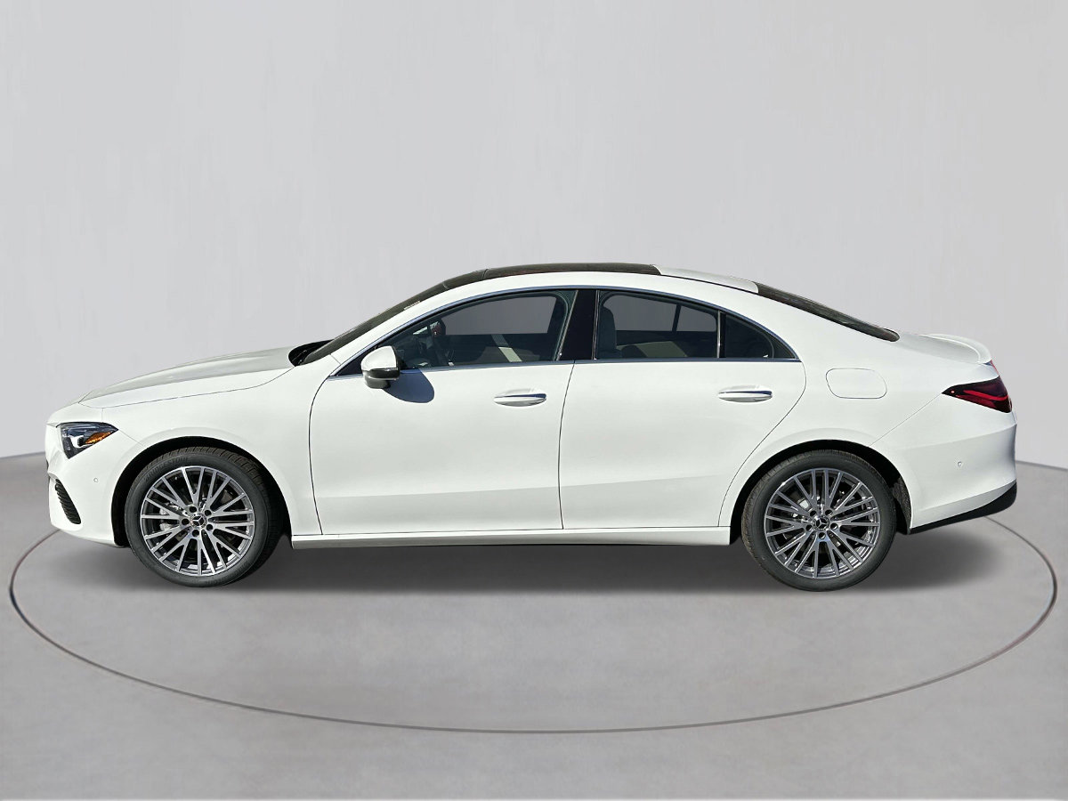 2025 Mercedes Benz CLA 250 4MATIC photo 2