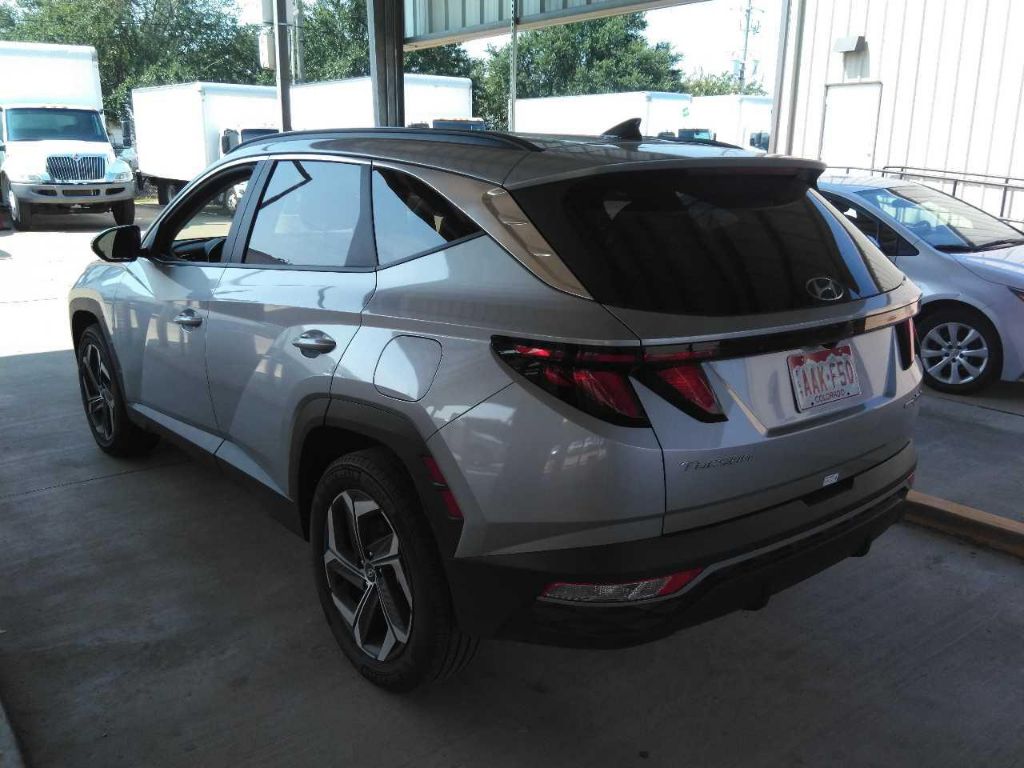 2024 Hyundai Tucson Plug-in Hybrid SEL photo 2