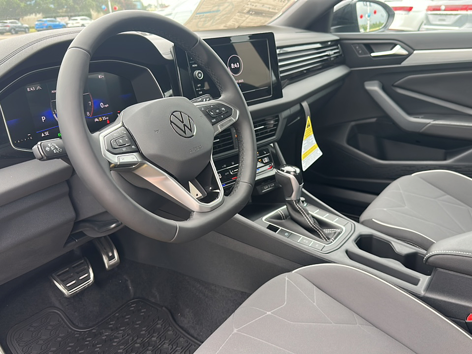 2025 Volkswagen Jetta 1.5T Sport photo 3