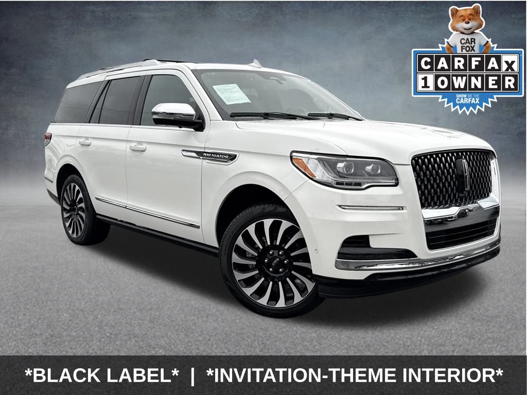 2023 Lincoln Navigator Black Label's photo