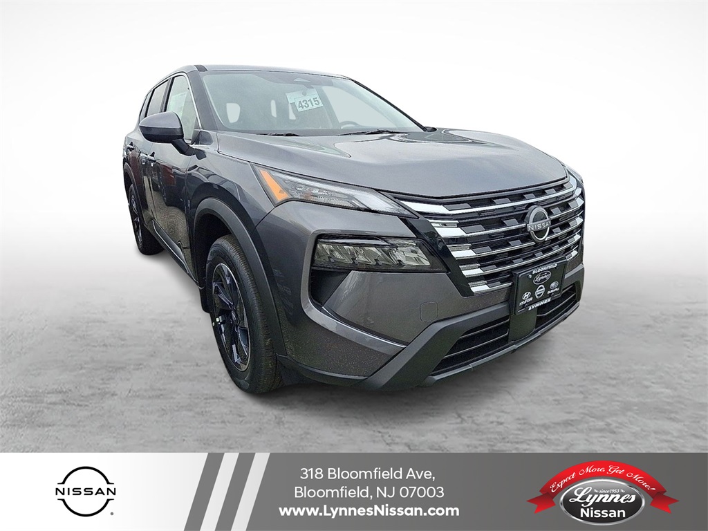 2026 Nissan Rogue SV's photo