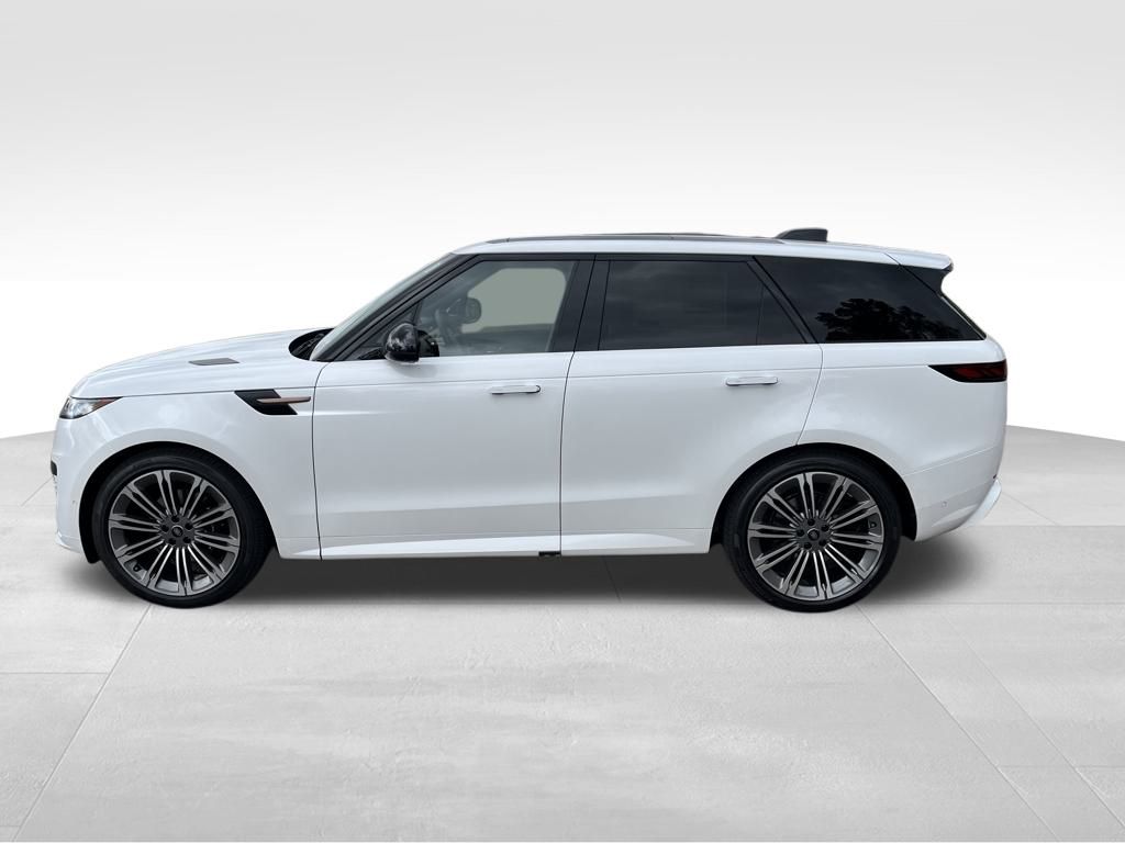 2025 Land Rover Range Rover Sport SE photo 2