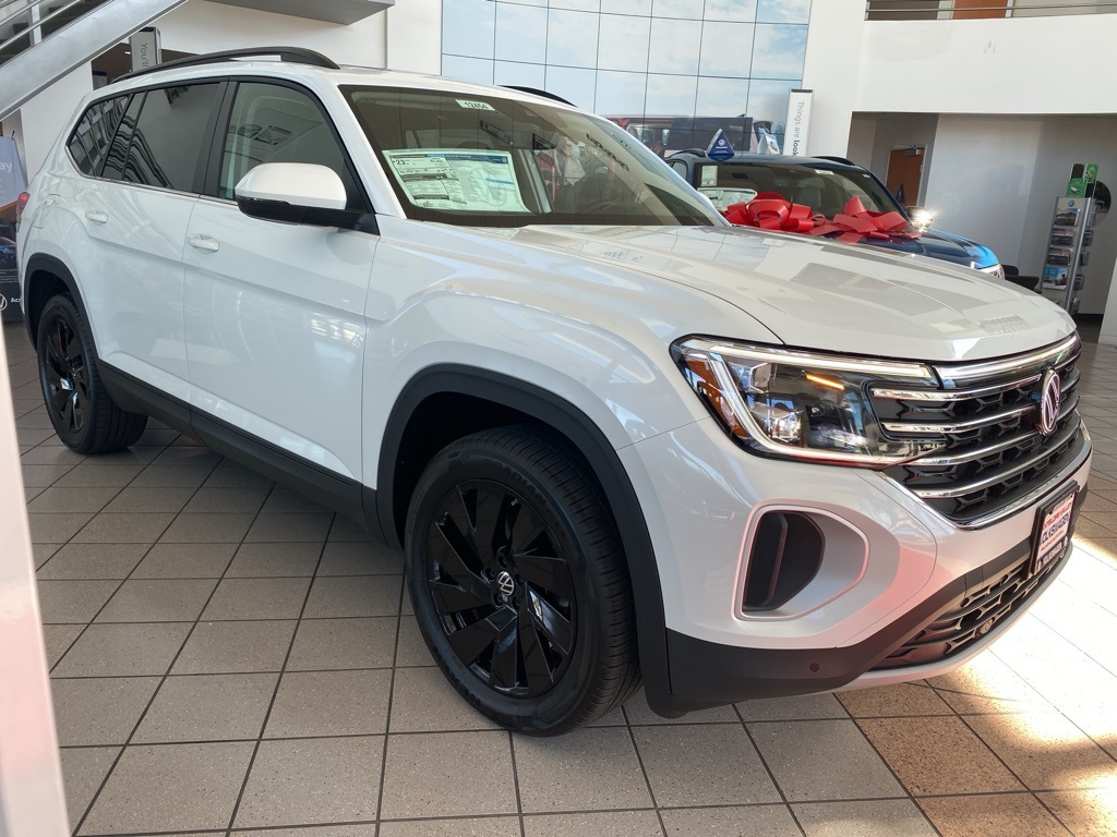 2026 Volkswagen Atlas SE w/Tech's photo