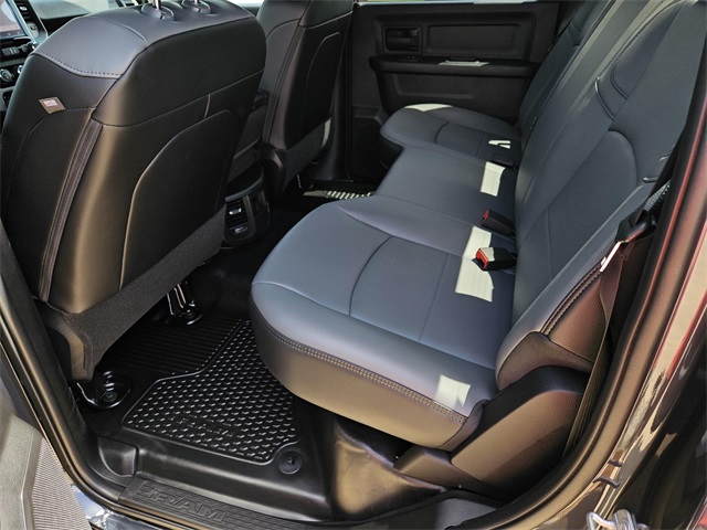 2025 Ram 2500 Tradesman photo 14