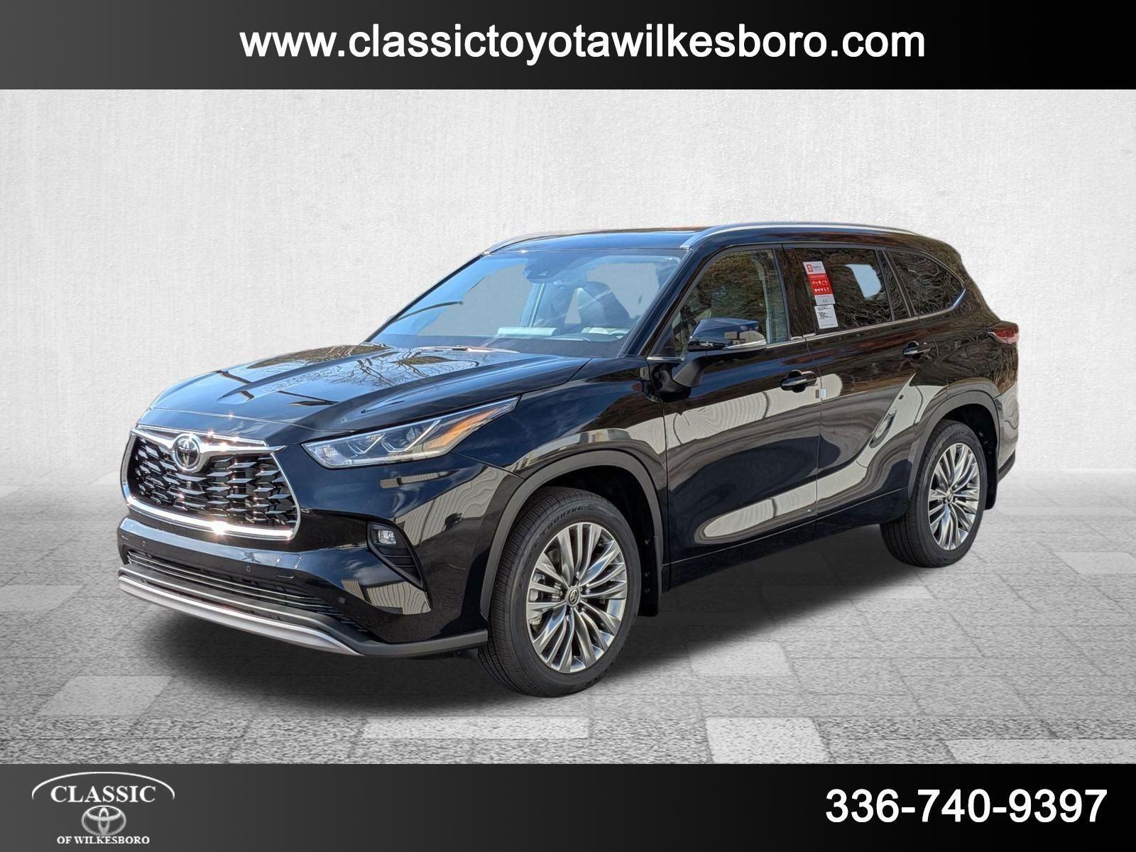 2026 Toyota Highlander Platinum's photo