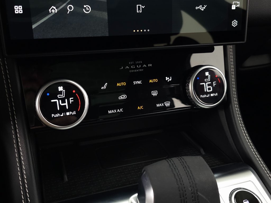 2025 JAGUAR F-PACE - Image 27