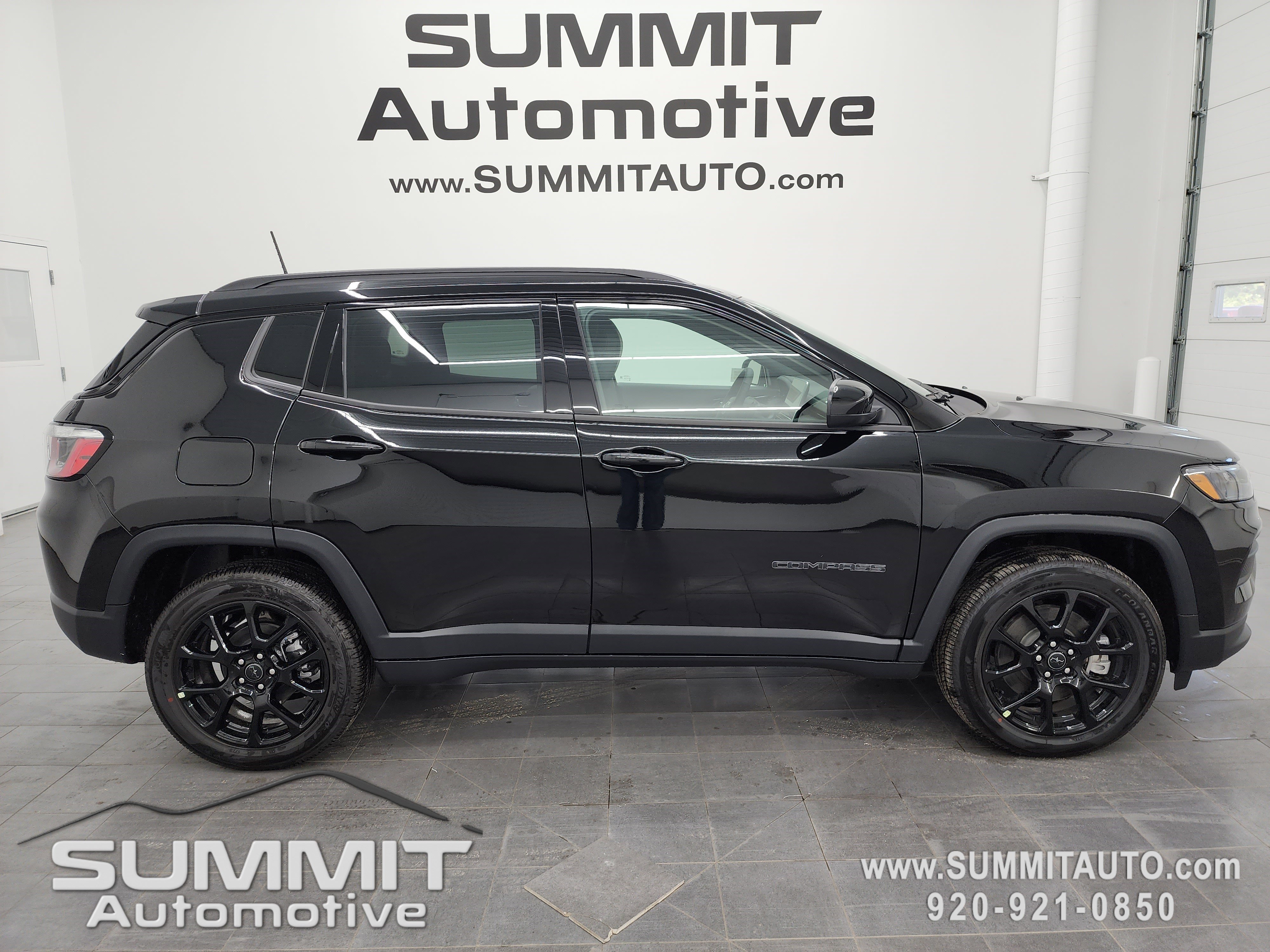 2026 Jeep Compass Altitude Special Edition's photo