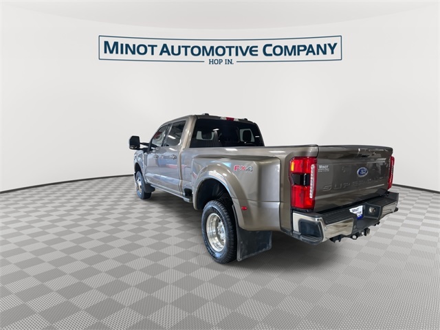2023 Ford F-350 photo 6