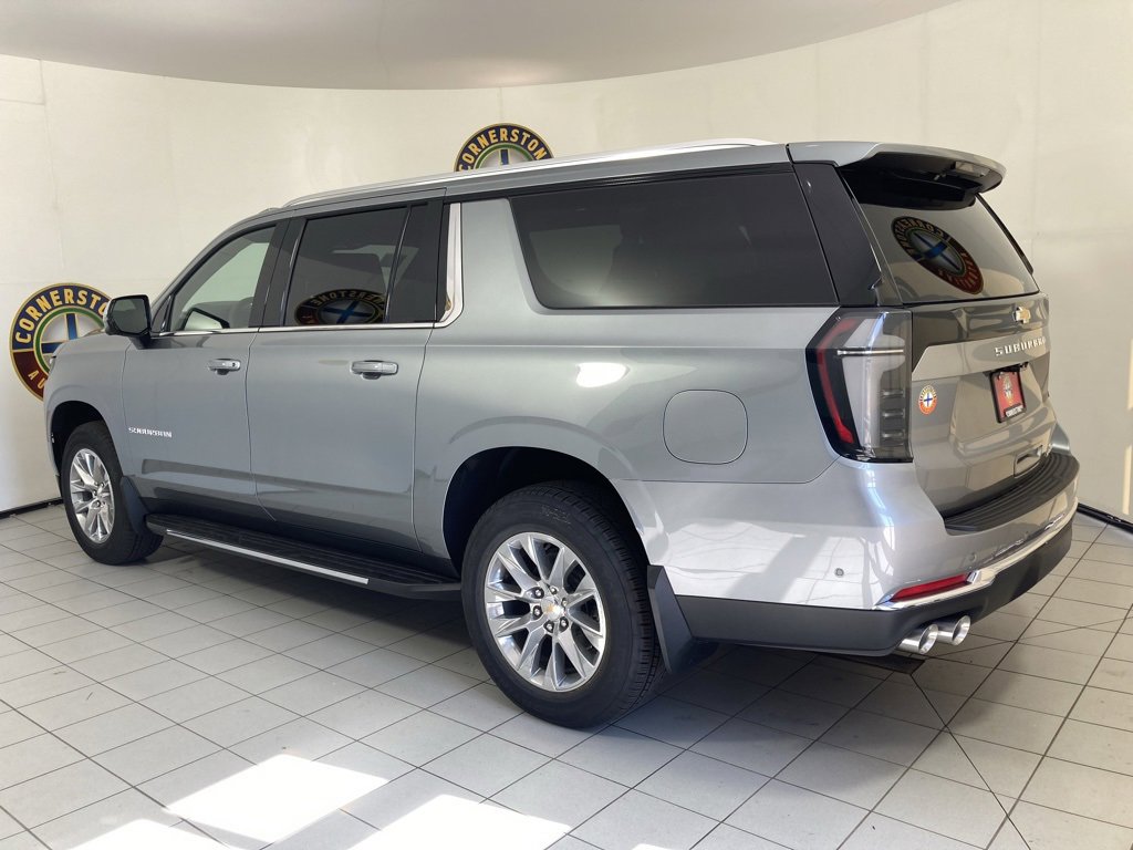 2026 Chevrolet Suburban Premier photo 16
