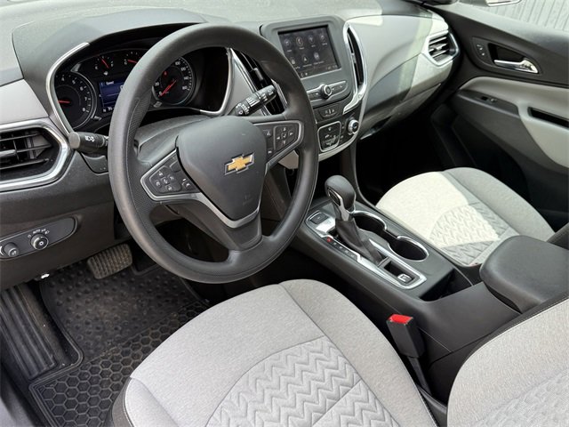 2022 Chevrolet Equinox LS photo 14