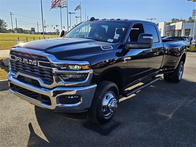2026 Ram 3500 Tradesman photo 3