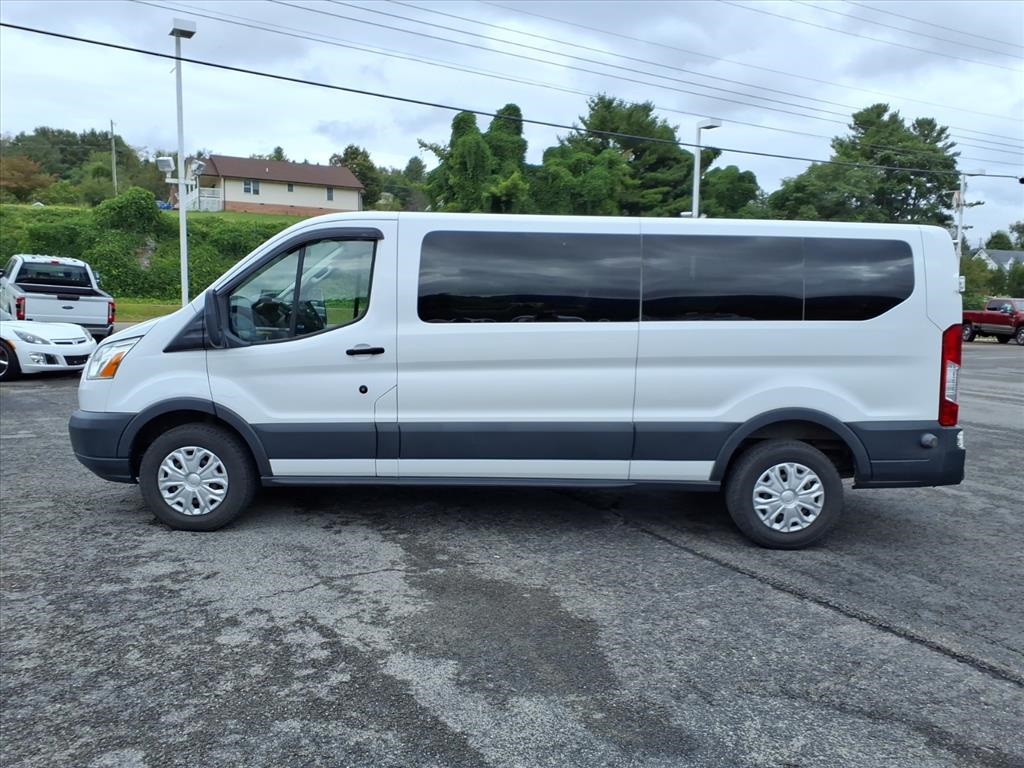 2015 Ford Transit Van photo 2