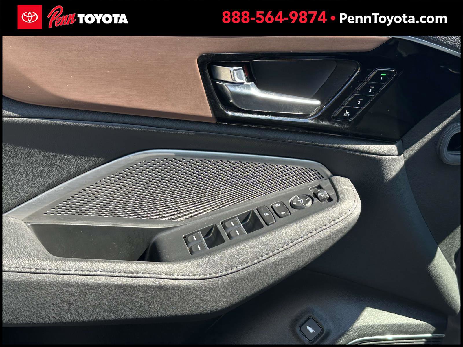 2022 Acura MDX Base SH-AWD photo 13