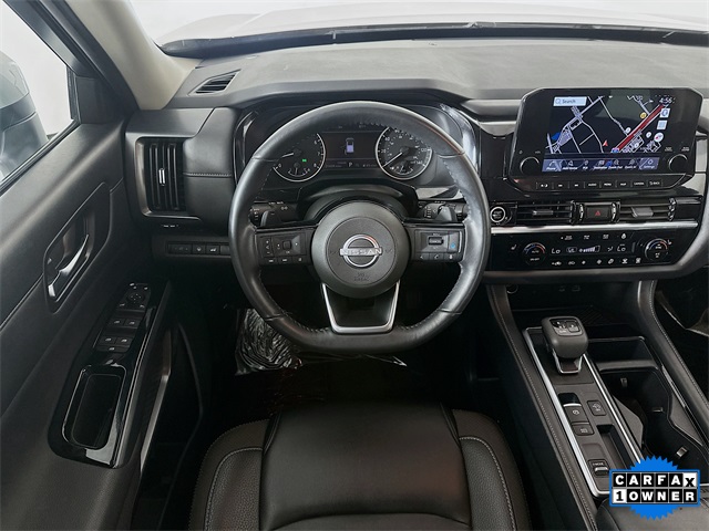 2024 Nissan Pathfinder SL photo 18