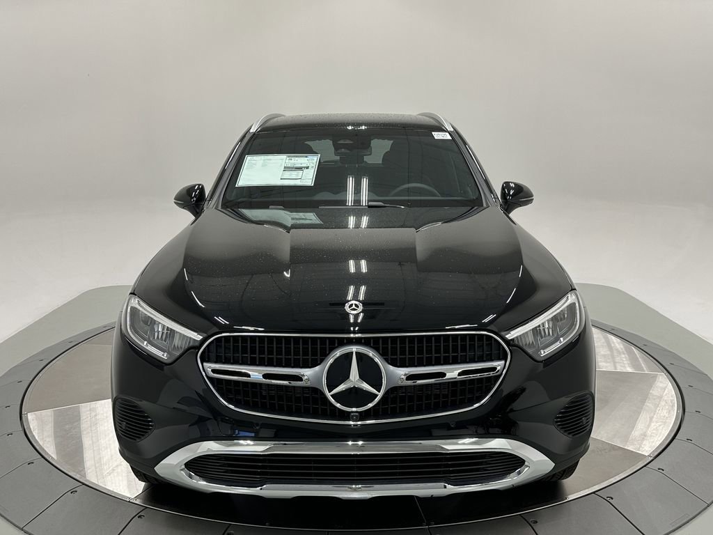 2026 Mercedes Benz GLC 300 4MATIC photo 2