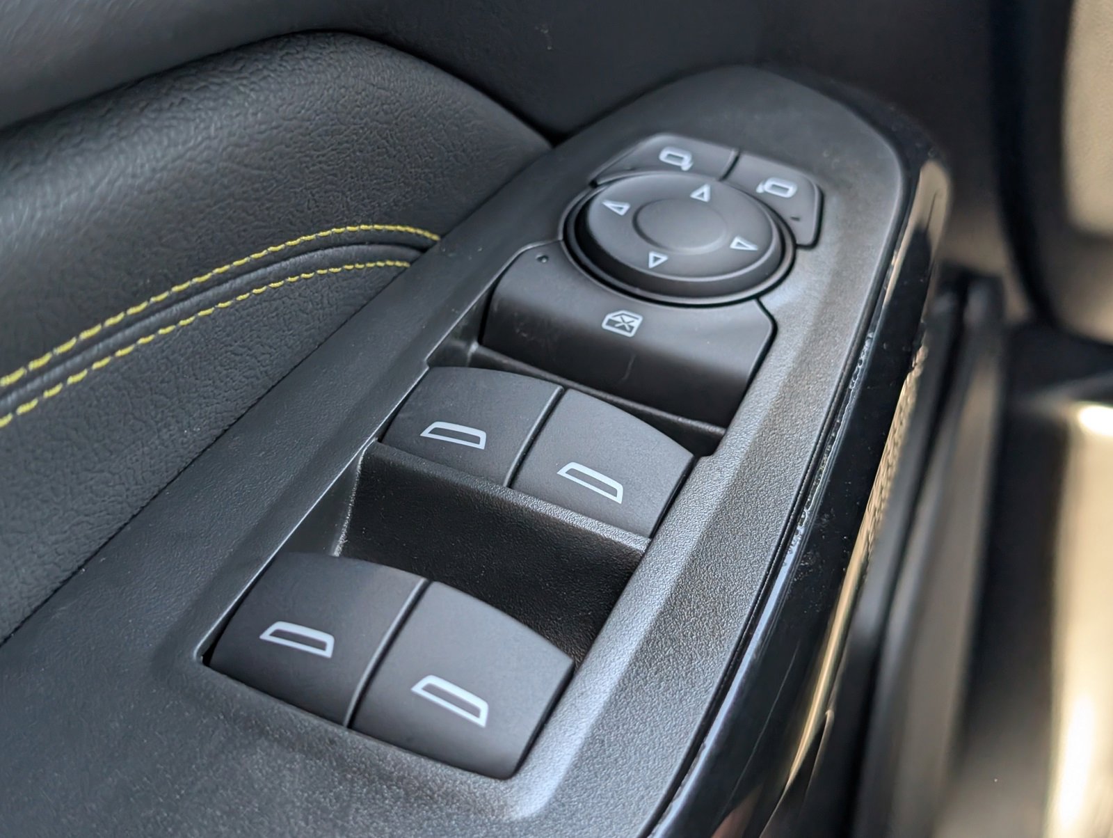 2026 Chevrolet Trax LT photo 9