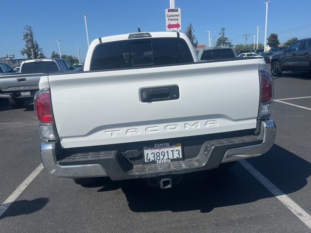 2023 Toyota Tacoma TRD Off-Road photo 3