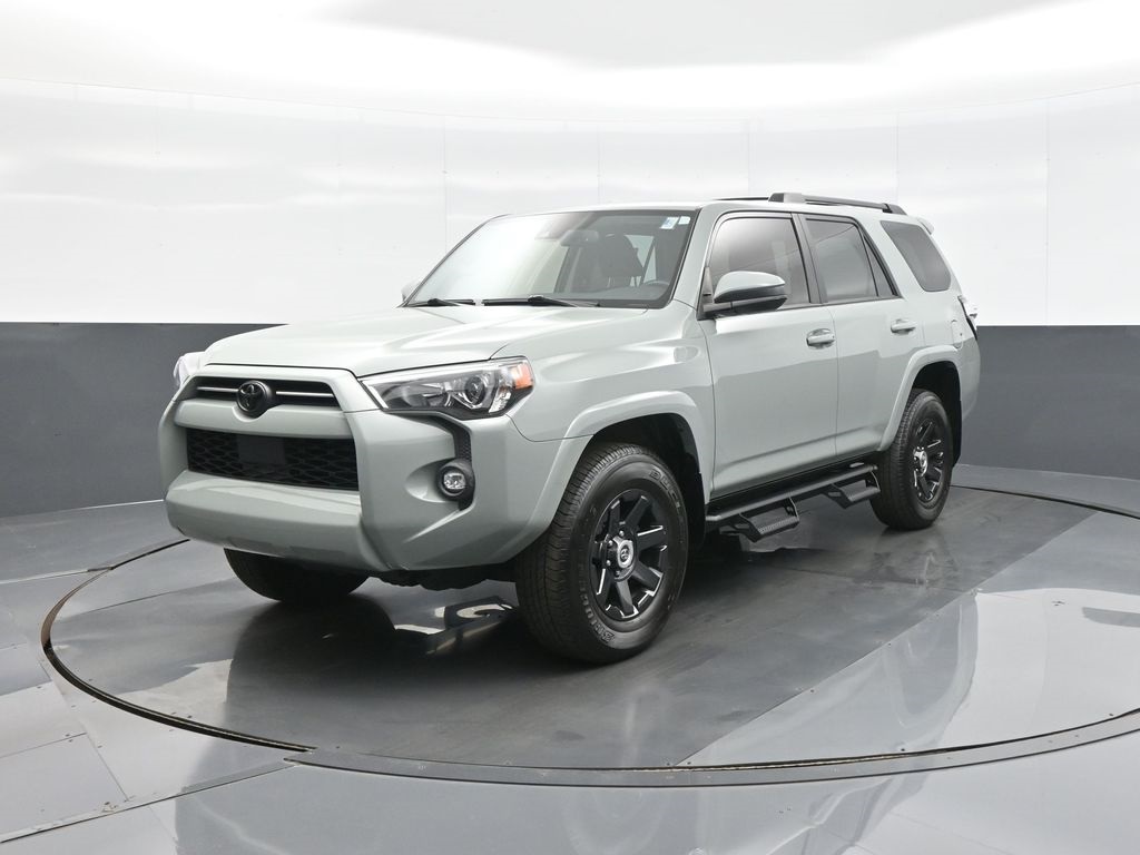 2022 Toyota 4Runner SR5 Trail photo 2