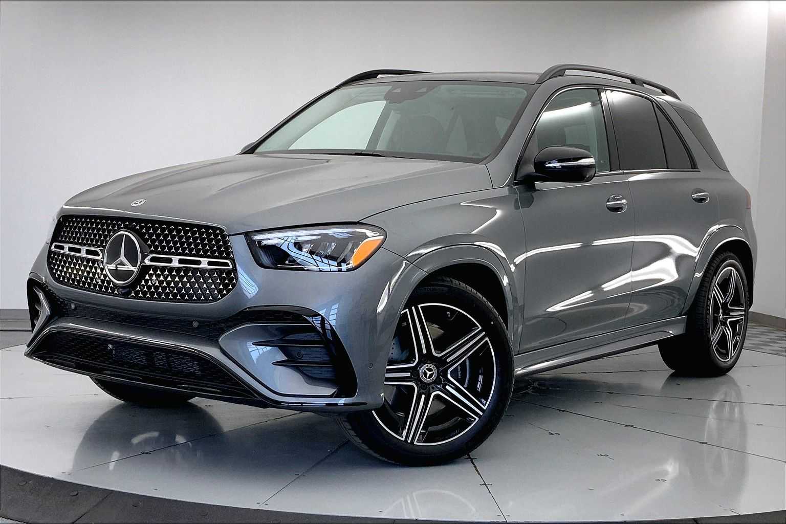 2026 Mercedes-Benz GLE GLE450's photo