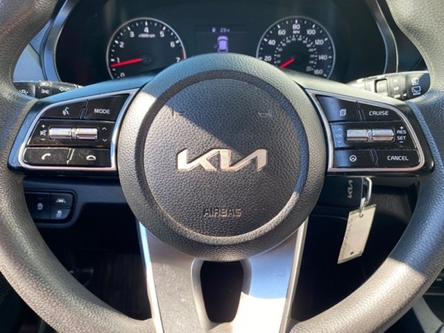 2022 Kia Seltos LX photo 8