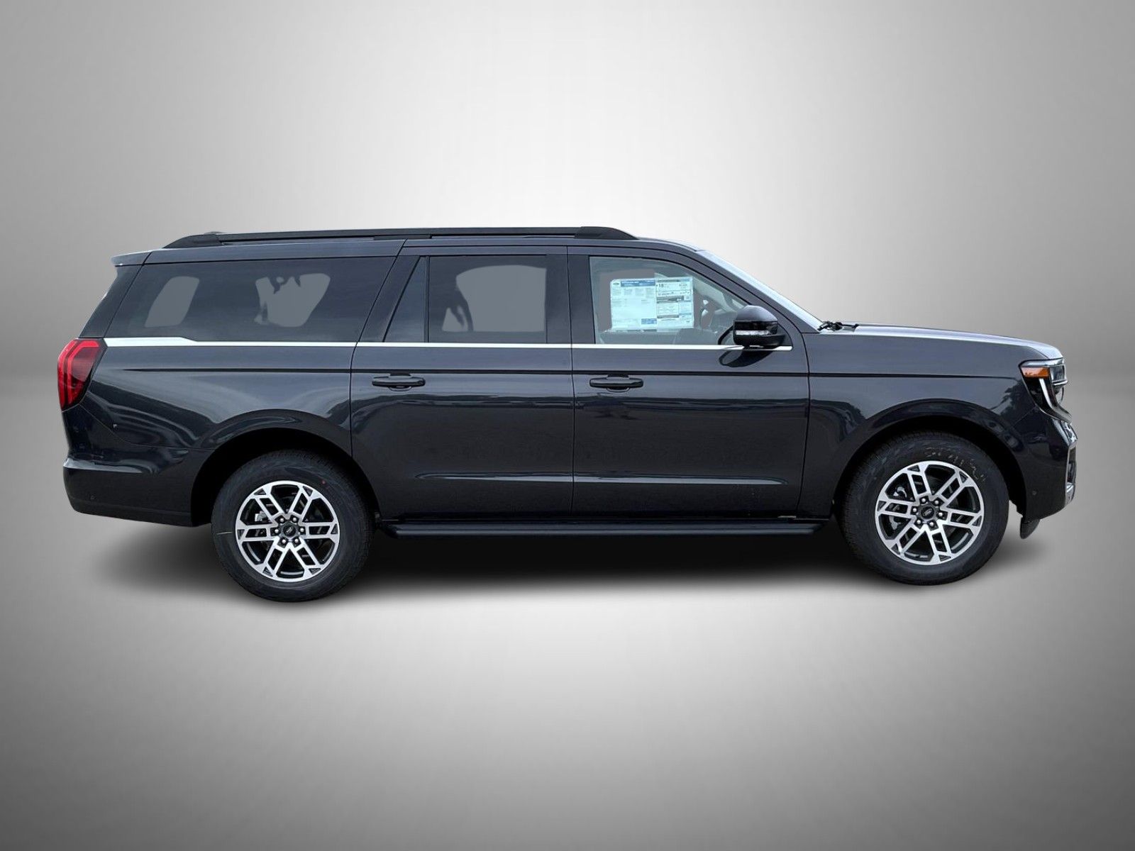2025 Ford Expedition MAX photo 2
