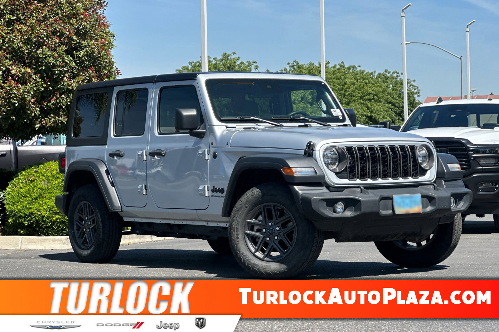 2024 Jeep Wrangler 4-Door Sport S's photo